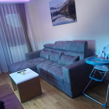 Holiday Spa Apartment Apartamento *