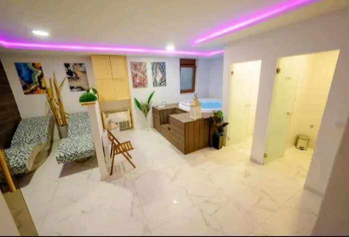 Holiday Spa Apartment Apartamento *